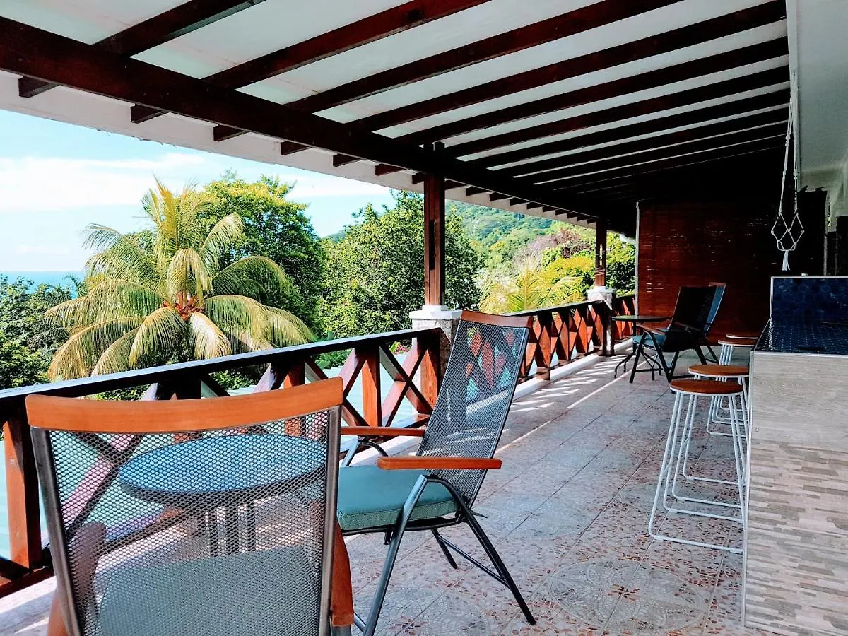 Rose Self Catering Διαμέρισμα Beau Vallon